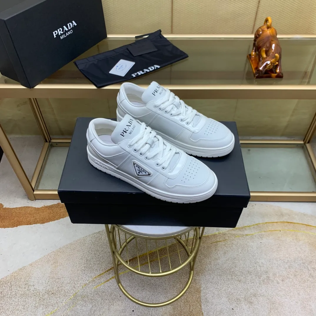💰660.巜PRADA》Prada: Top 🔝purchasing agent🔍🔍The latest men’s counters are on sale simultaneously, high-quality original calfskin imported from Italy 🇮🇹. Brand logo* (prominent·high-end·noble·class·) exquisite workmanship (imported from Italy🇮🇹 Sole: Original sole provided by the original factory, ⚠️exclusive double-layer activity, TPR rubber, combination outsole; super comfortable, wear-resistant, non-slip, environmentally friendly🌳🌳🌳, real shot🎬The real thing is more beautiful🔍🔍 (high quality, follow the order) code number 38 to 44 (.45 customized)